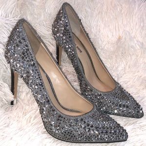 Gianni Bini rhinestone pumps (7.5)